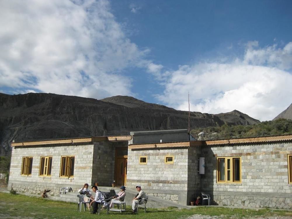 Sarai Silk Route Hotel Gilgit Bagian luar foto